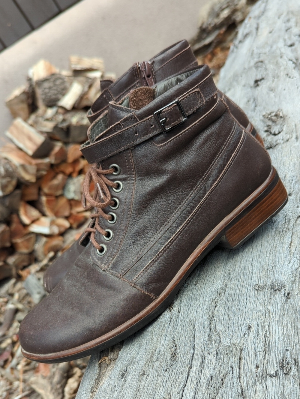 Naot Women's Kona Brown Leather Lace-Up Ankle Boots, Size 9